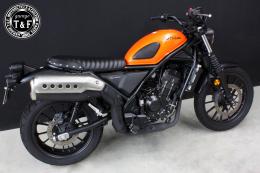 CL250　スタッド付きショートフラットシート(タックロール)