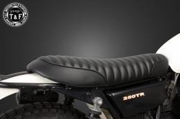 250TR　フラットシート(タックロール)パイピングタイプ
