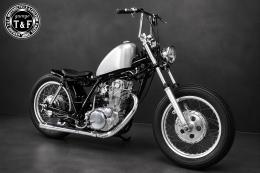 SR400　ハイマウントスリムスポーツスタータンクKIT(スチール製)