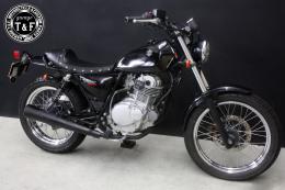 グラストラッカー250(キャブモデル専用)　スタッド付きカフェシート(スムース)