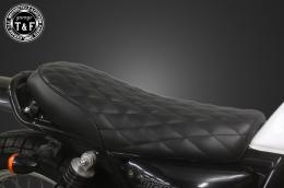 グラストラッカー250(キャブモデル専用)　ショートフラットシート(ダイヤ)