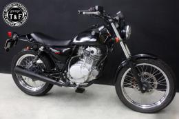 グラストラッカー250(キャブモデル専用)　ショートフラットシート(スムース)