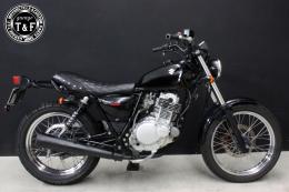 グラストラッカー250(キャブモデル専用)　スタッド付きフラットシート(ダイヤ)