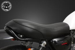 グラストラッカー250(キャブモデル専用)　フラットシート(バーチカル)