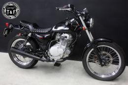 グラストラッカー250(キャブモデル専用)　スタッド付きツーリングシート(タックロール)