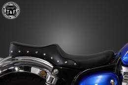 エストレヤ　スタッド付きダブルシート(スムース)