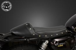 ST250E　スタッド付きカフェシート(バーチカル)