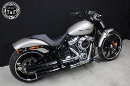 ソフテイルブレイクアウト(2018〜2024年)　ガンファイターシート(ダイヤ)