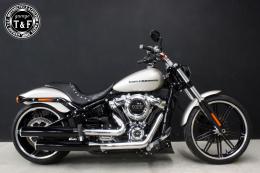 ソフテイルブレイクアウト(2018〜2024年)　スタッド付きガンファイターシート(ダイヤ)